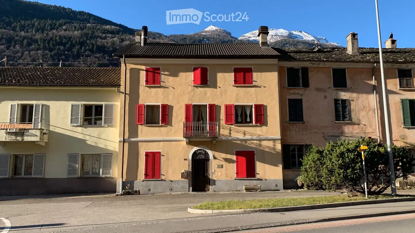 Casa singola in vendita - Piazza San Domenico 10, 6715 Dongio