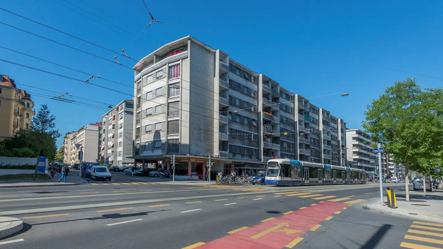 Garage à louer - Rue De La Servette 69, 1202 Genève