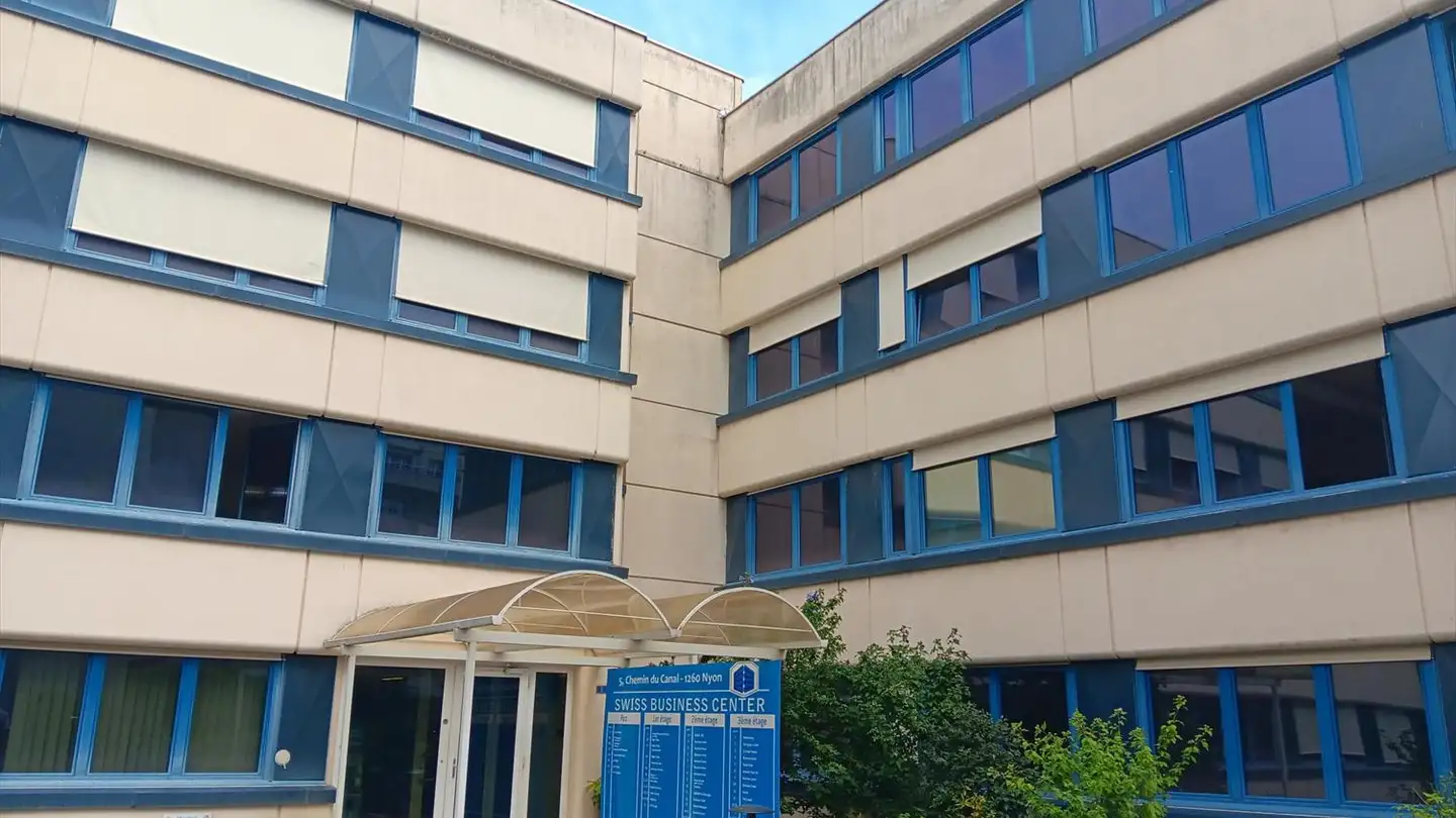 Bureau à louer - Chemin Du Canal, 1260 Nyon