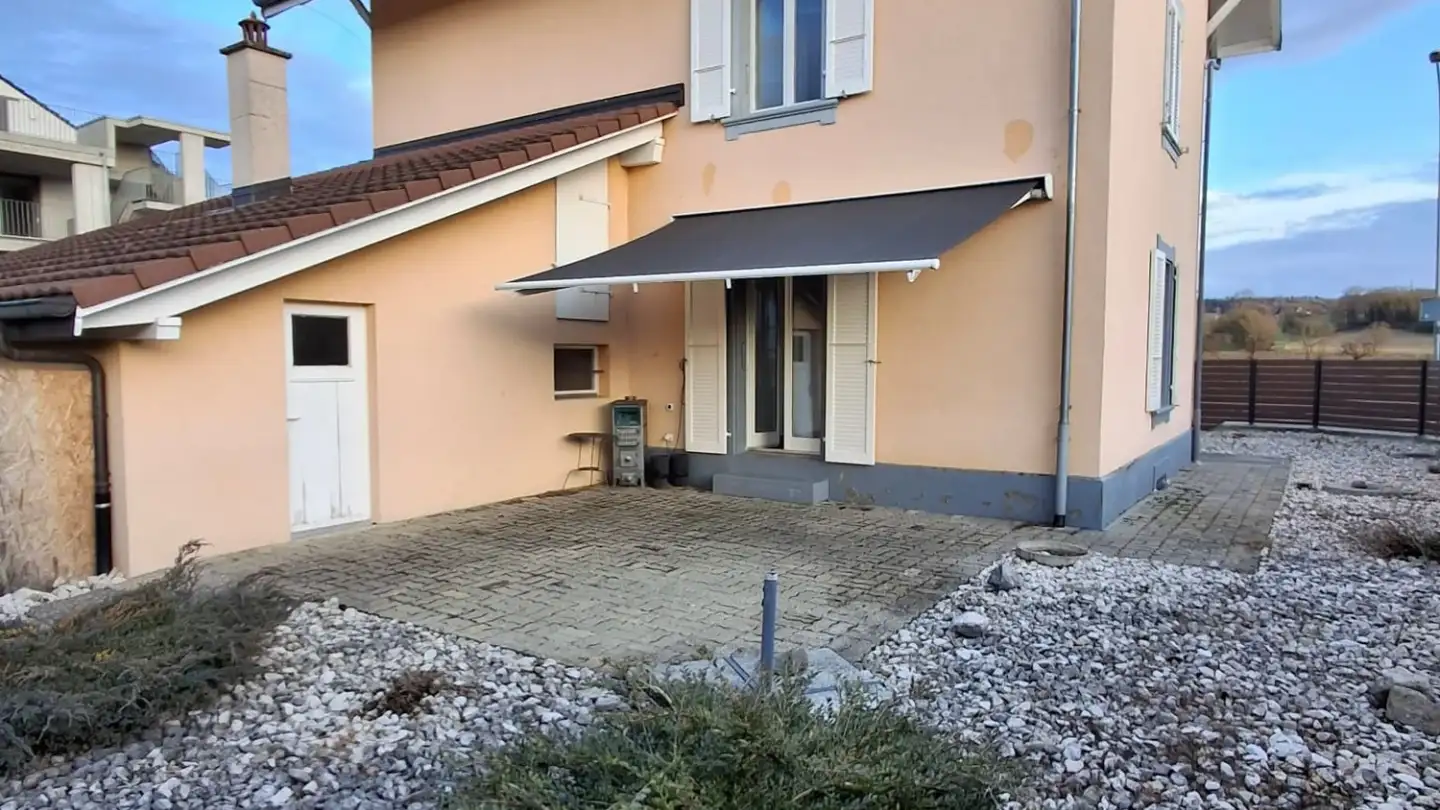 Single house for rent - 1580 Oleyres