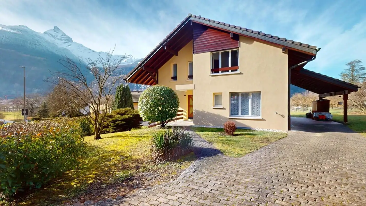 Single house for sale - 1892 Lavey-Village