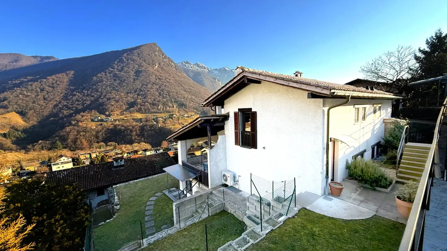 Einfamilienhaus kaufen - 6574 Vira (Gambarogno)