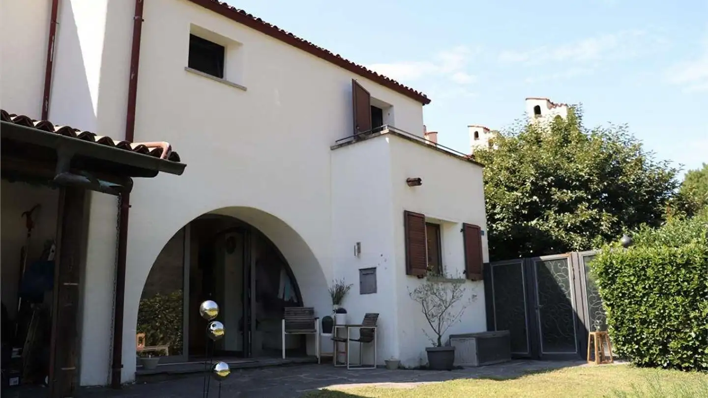 Einfamilienhaus kaufen - Ronco Di Santa Croce 8, 6826 Riva San Vitale