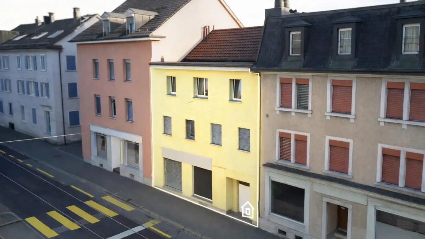 Mixed-use building for sale - 8406 Winterthur