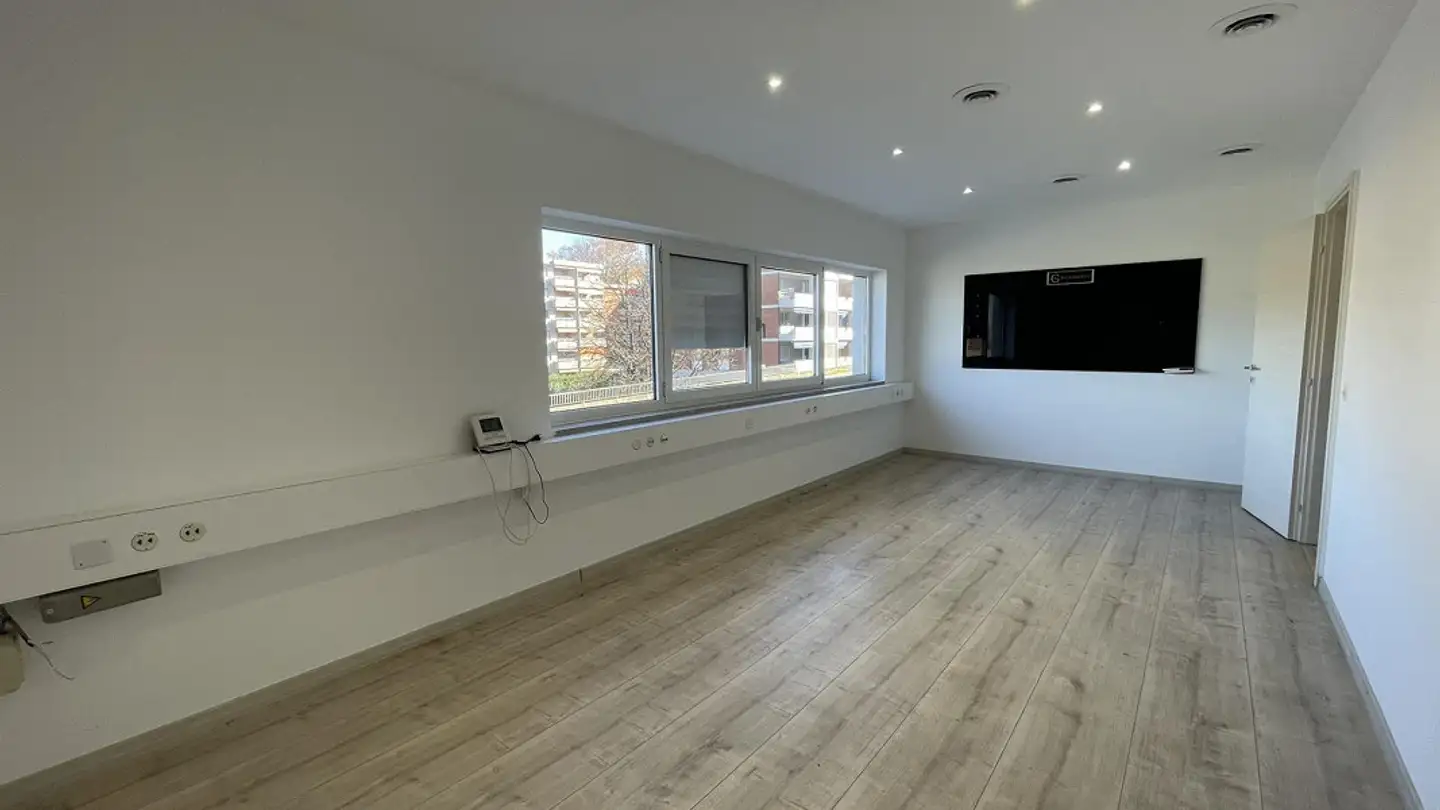 Mixed-use building for sale - 6932 Breganzona