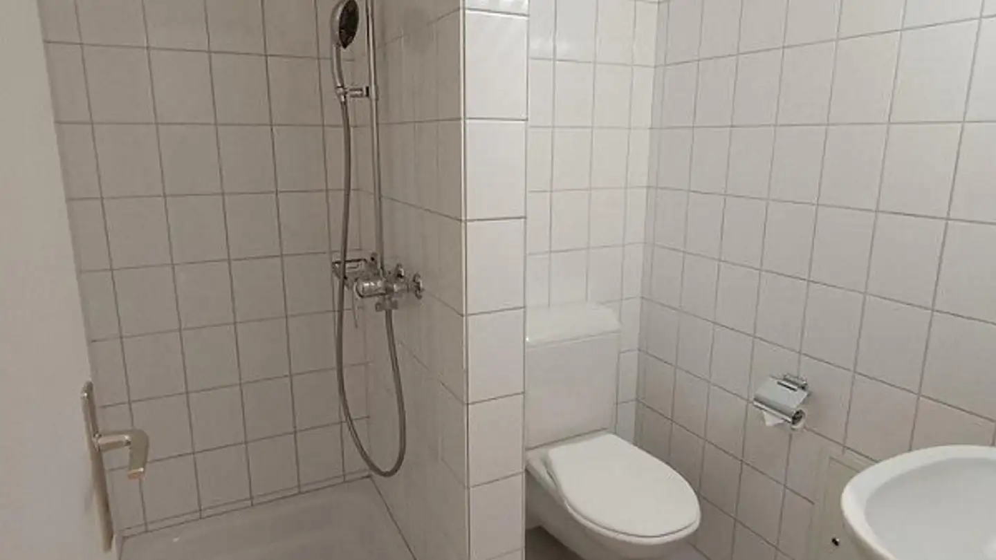 Wohnung mieten - Rifferswilerstrasse 4, 8915 Hausen am Albis - Foto 4