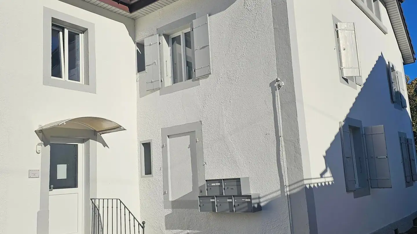 Appartement à louer - Rue Edouard-Dubied 11, 2108 Couvet - Photo 2