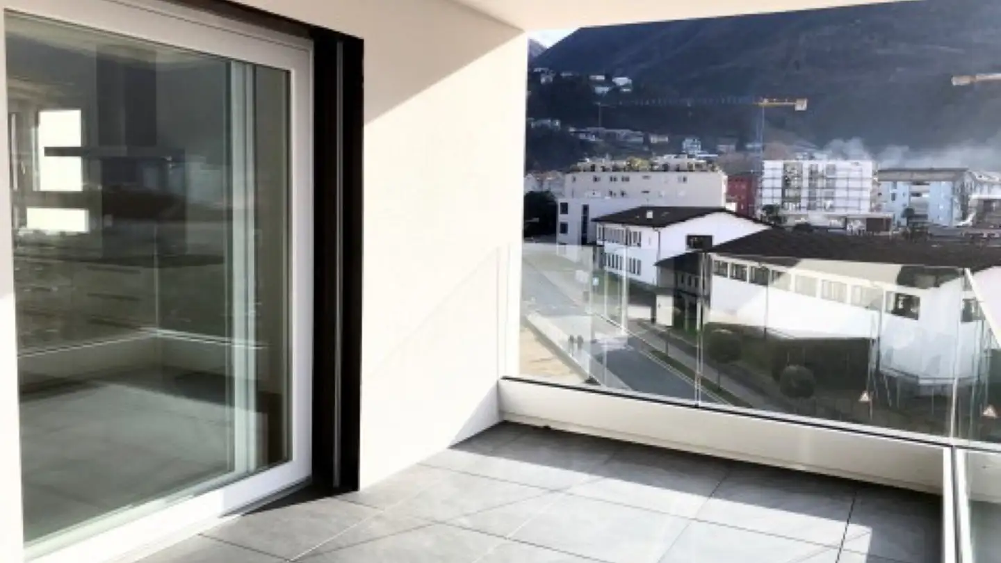 Appartamento in affitto - Viale Stazione, 6512 Giubiasco - Photo 3