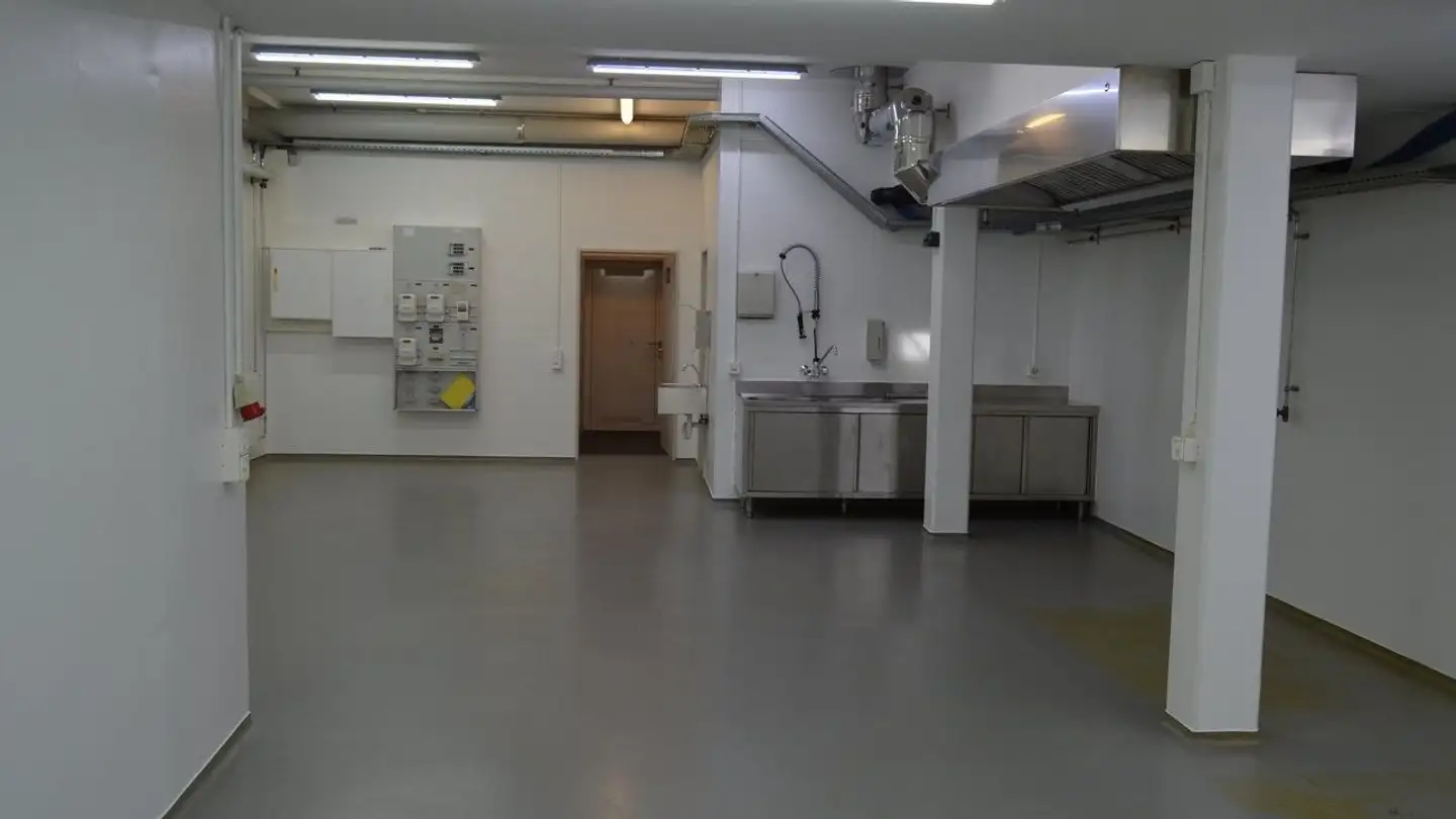Commerciale in affitto - Ellikonerstrasse 29a, 8500 Frauenfeld