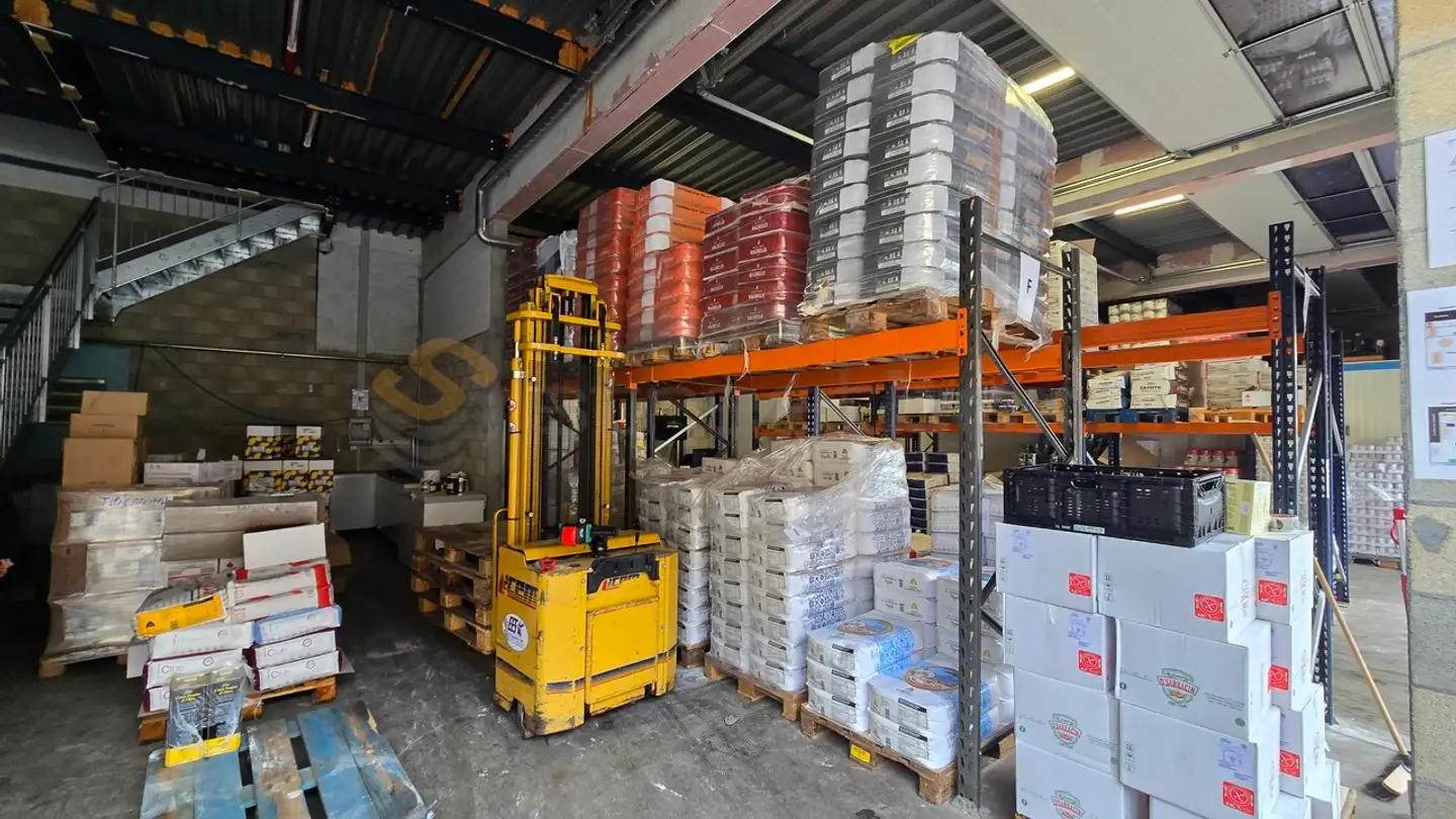 Commerciale in affitto - Route De Longirod 11, 1188 Gimel - Foto 3