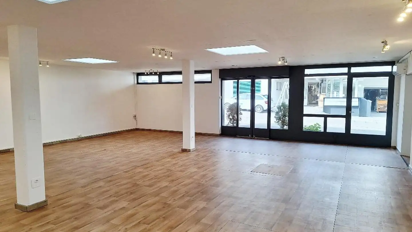 Spazio ufficio in affitto - Etzelstrasse 3, 8852 Altendorf - Photo 2