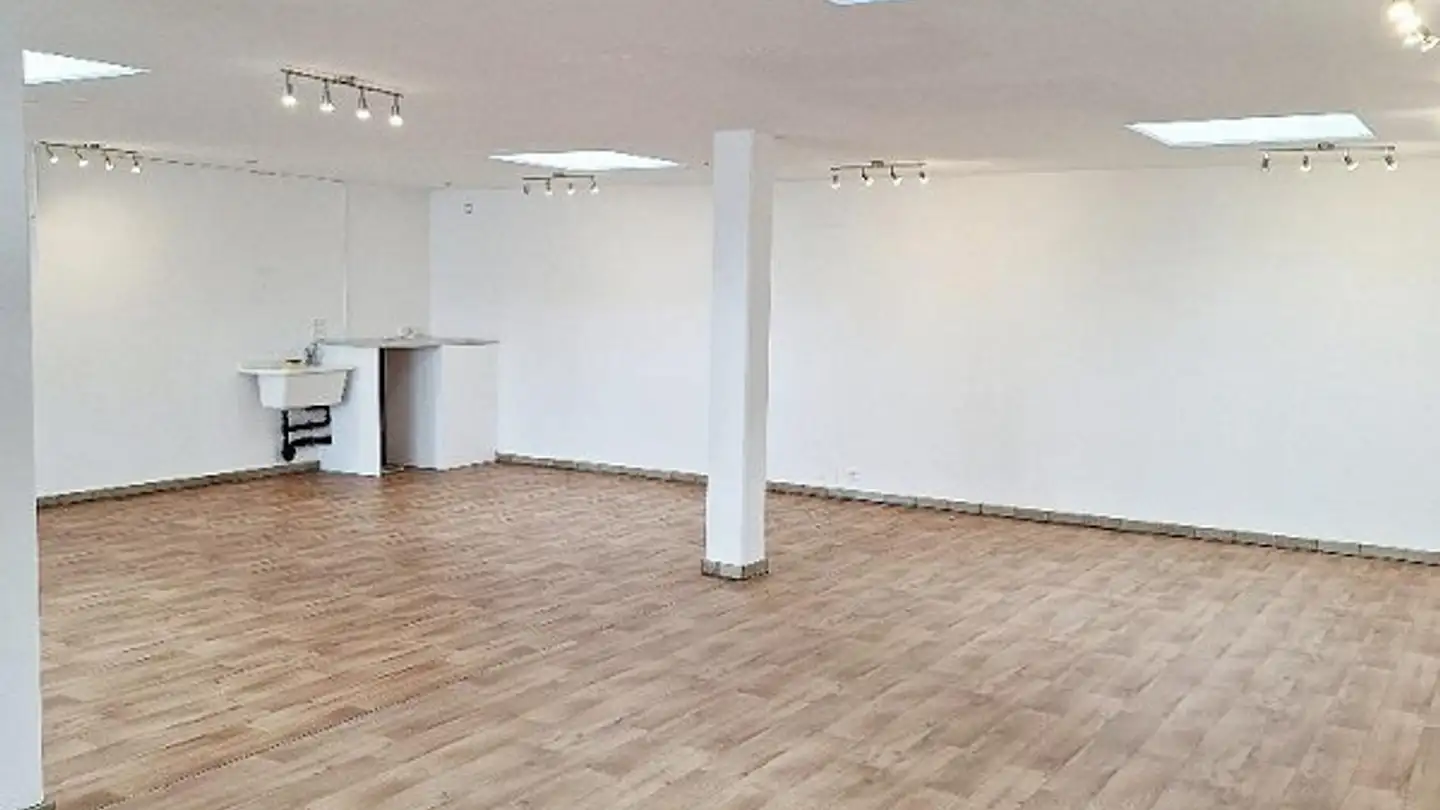 Spazio ufficio in affitto - Etzelstrasse 3, 8852 Altendorf - Photo 4