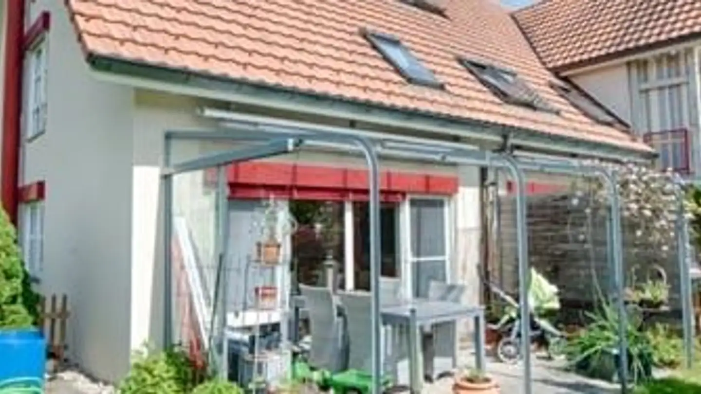 Maison en terrasse à louer - Hauptstrasse 84, 3255 Rapperswil BE