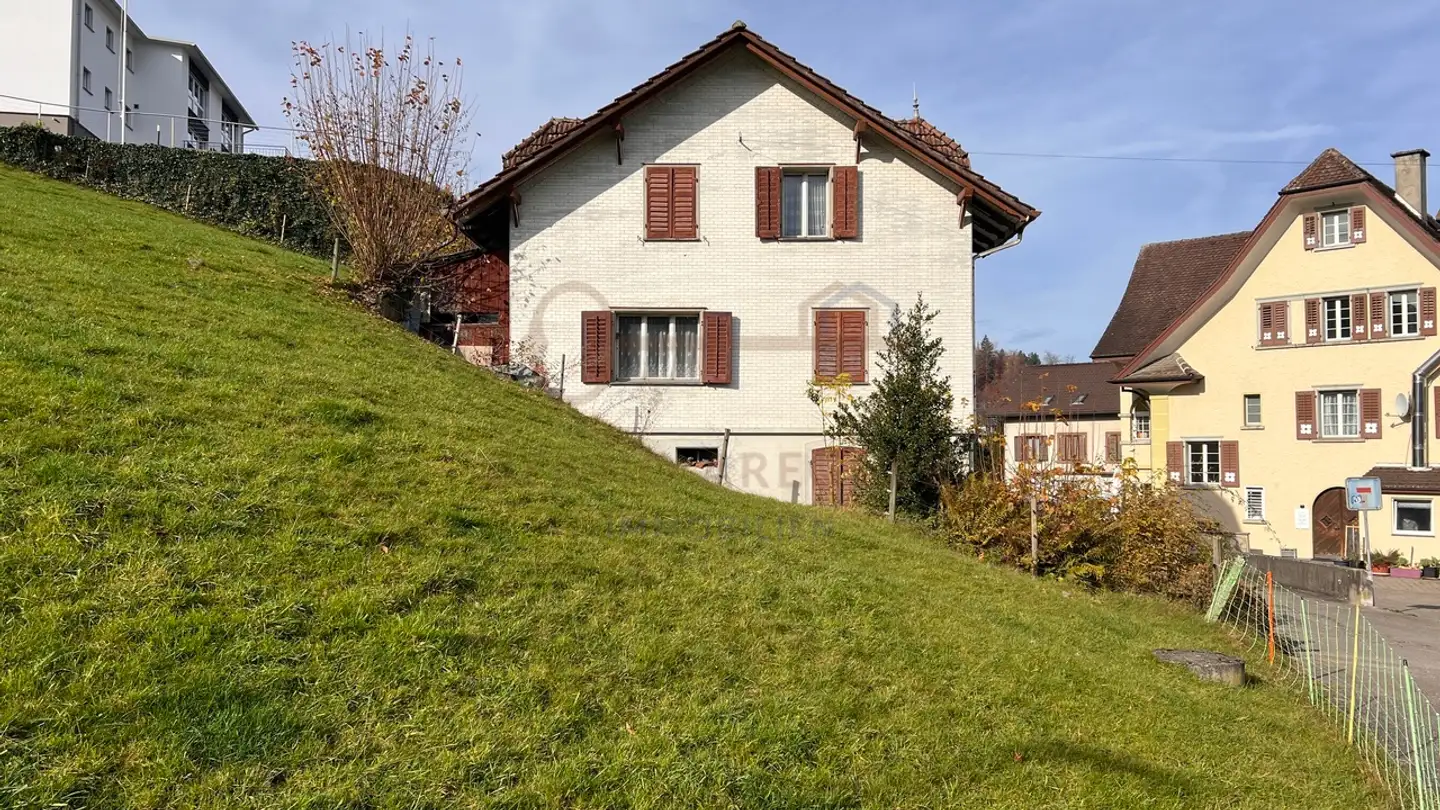 Single house for sale - Ausserdorfstrasse, 6144 Zell LU
