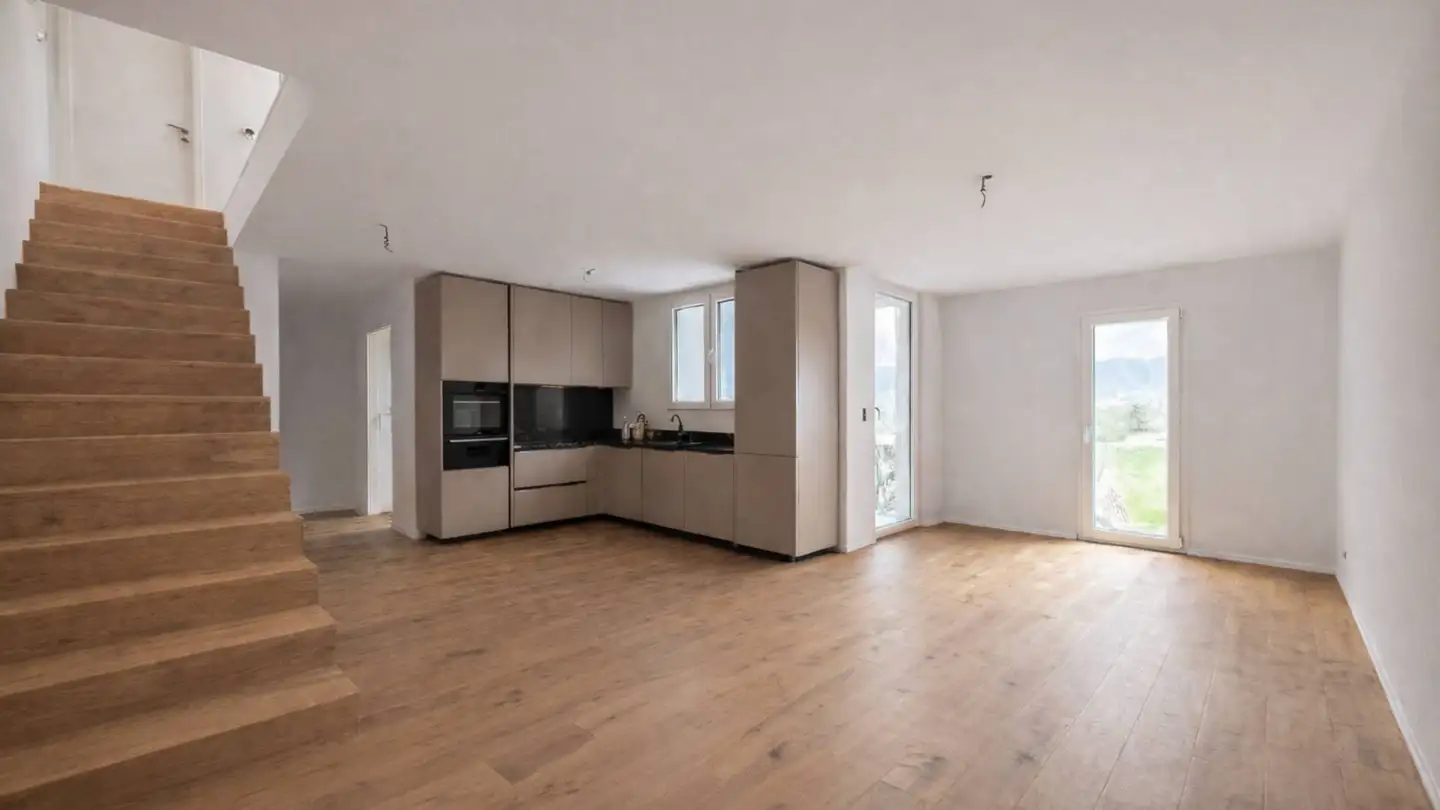 Row house for sale - 1115 Vullierens