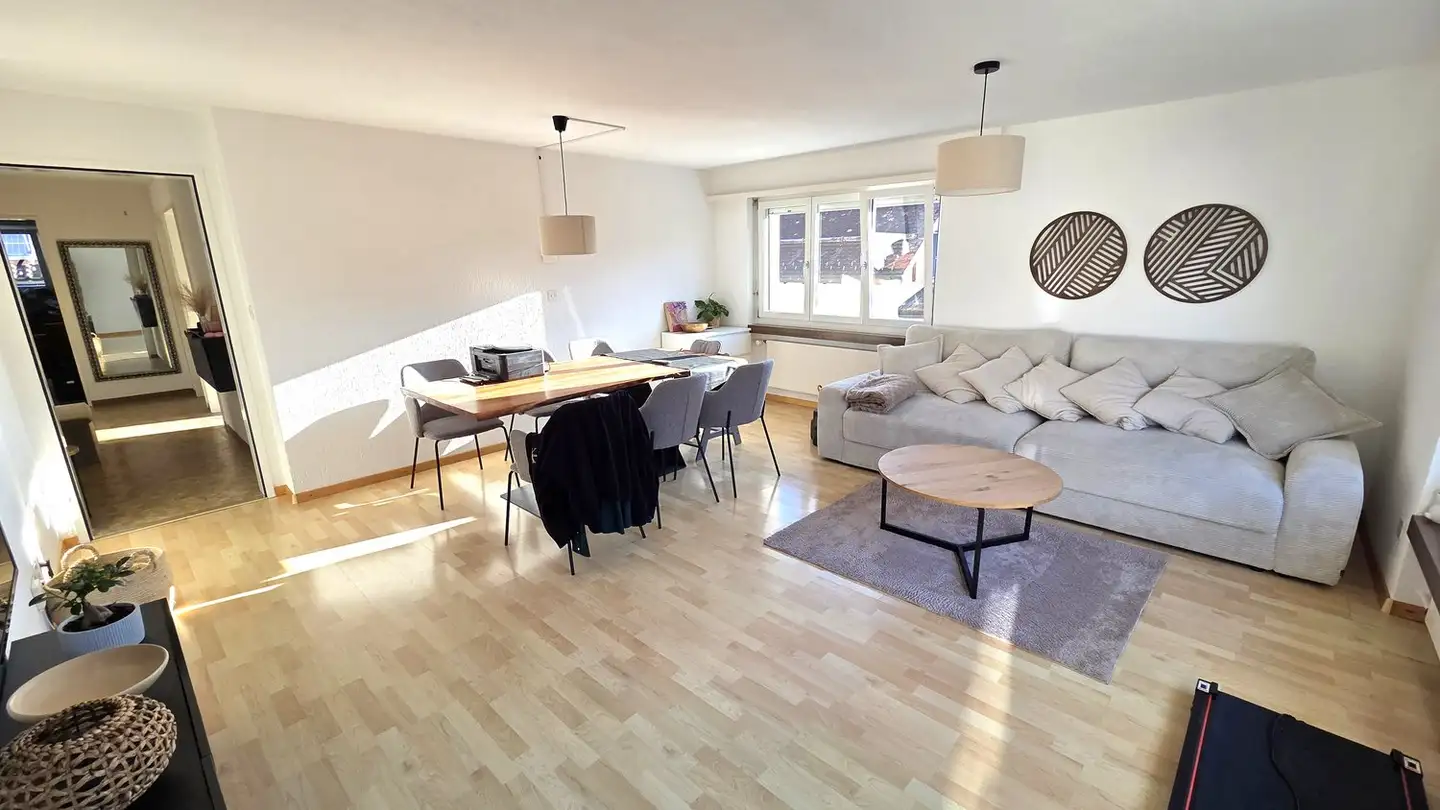 Dachgeschosswohnung mieten - Valenistrasse 4, 8887 Mels - Foto 2