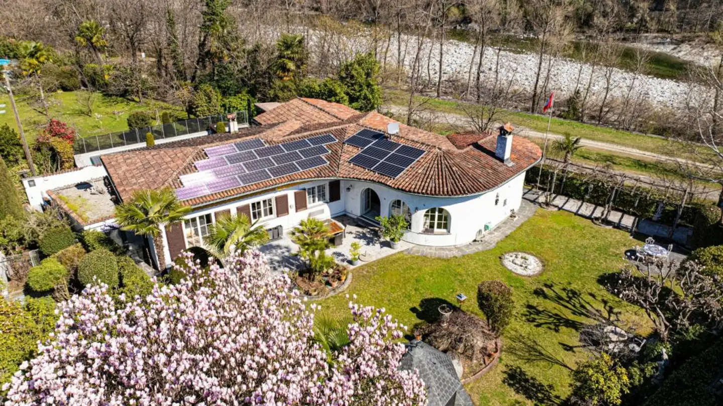 Villa in vendita - Via Reslina 48, 6616 Losone