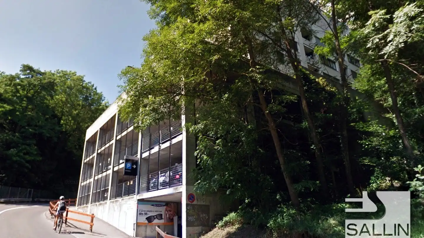 Place de parking souterraine à louer - Route-Neuve / Neustrasse 15, 1700 Fribourg