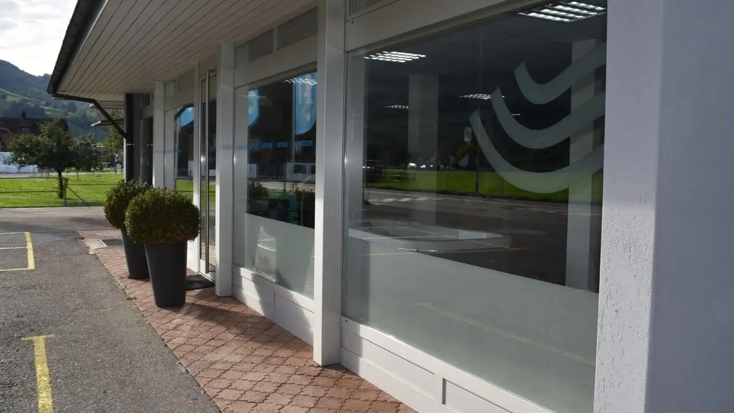 Gewerbe mieten - Wilstrasse 12, 6370 Oberdorf NW - Foto 2