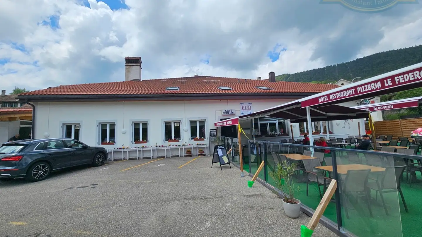 Mischgenutztes Gebäude kaufen - 2613 Villeret