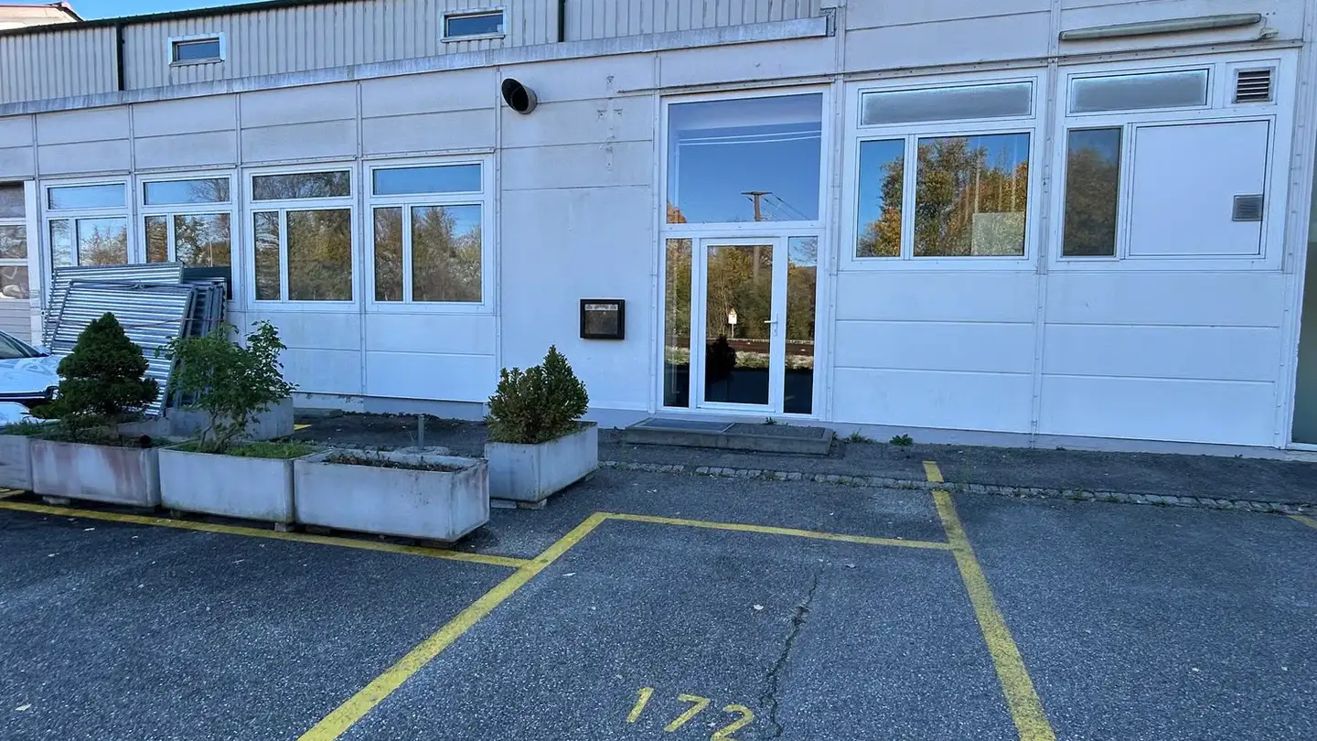 Bar mieten - Industriestrasse 2, 4657 Dulliken