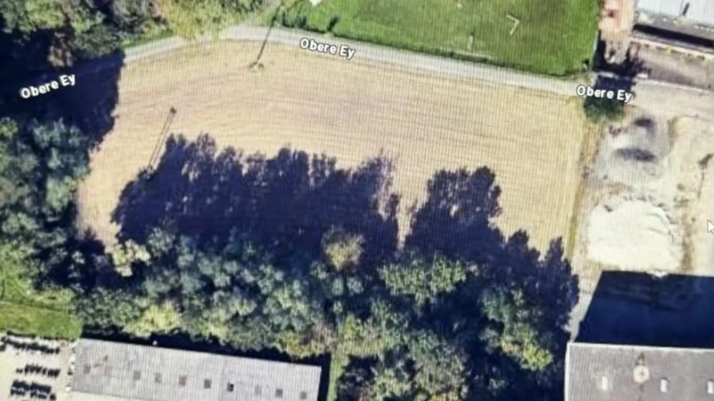 Commercial building plot for sale - 4657 Dulliken