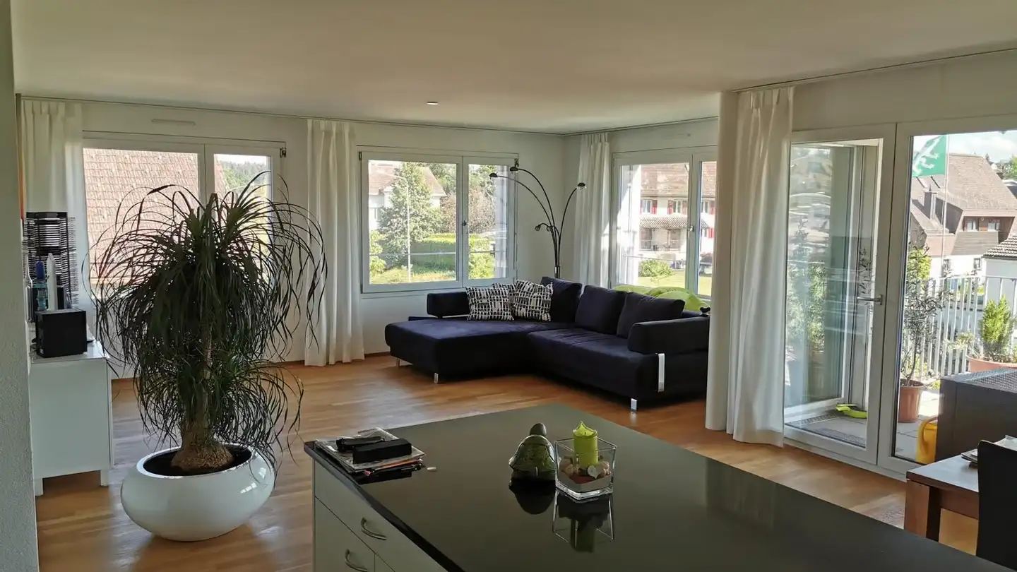 Appartamento in affitto - Esslingerstrasse 6, 8627 Grüningen