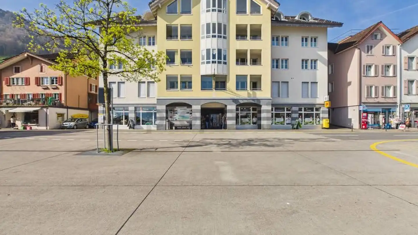 Office space for sale - 6375 Beckenried