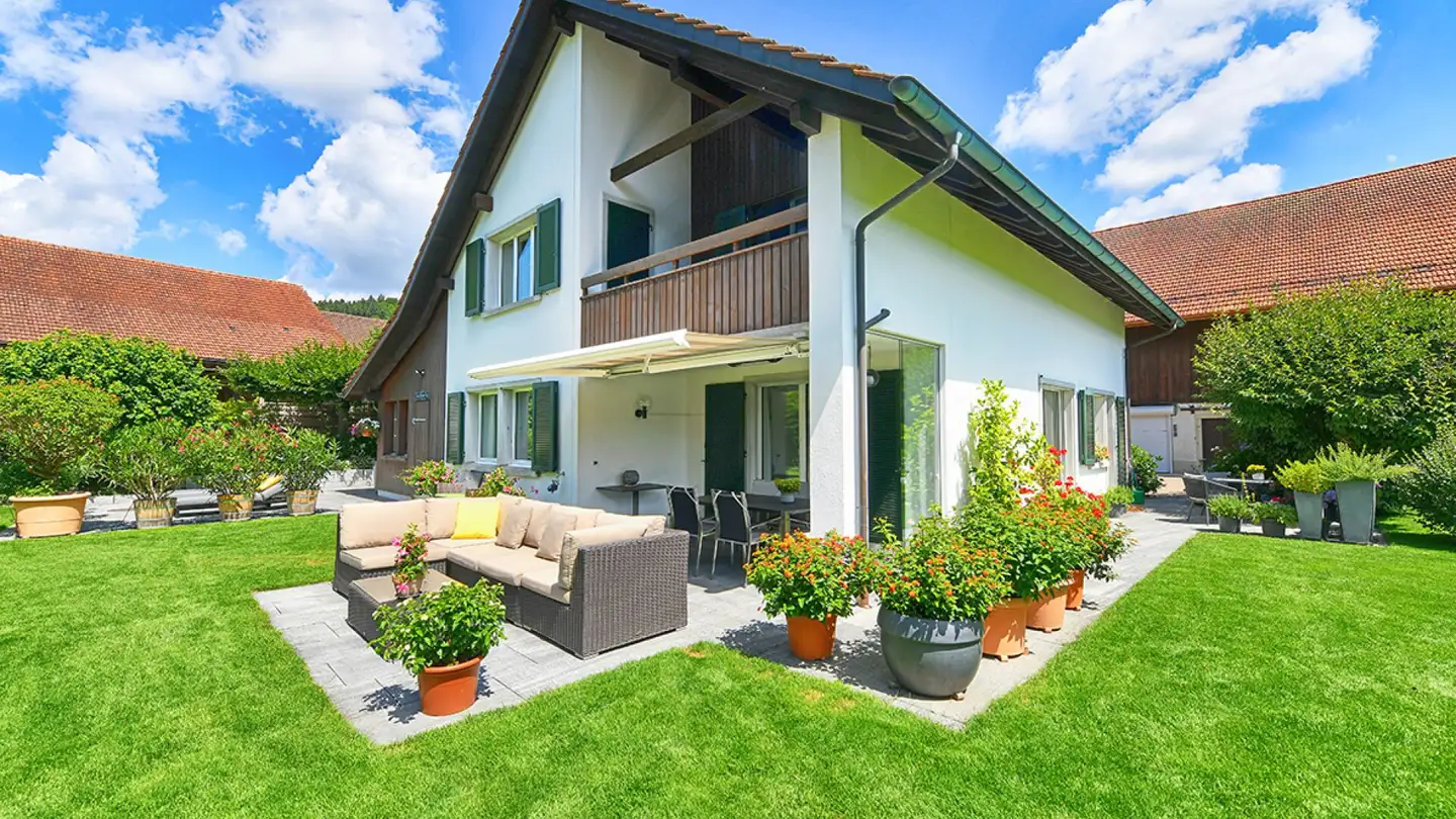 Single house for sale - Bannweg 8, 8322 Madetswil