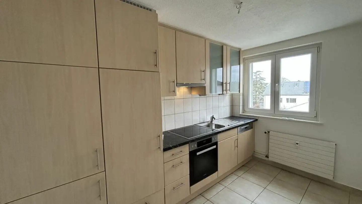 Apartment for rent - Ahornstrasse 12, 4142 Münchenstein - Photo 2