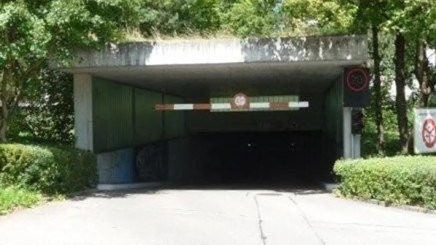 Place de parking souterraine à louer - Jupiterstrasse 45, 3015 Bern - Photo 2