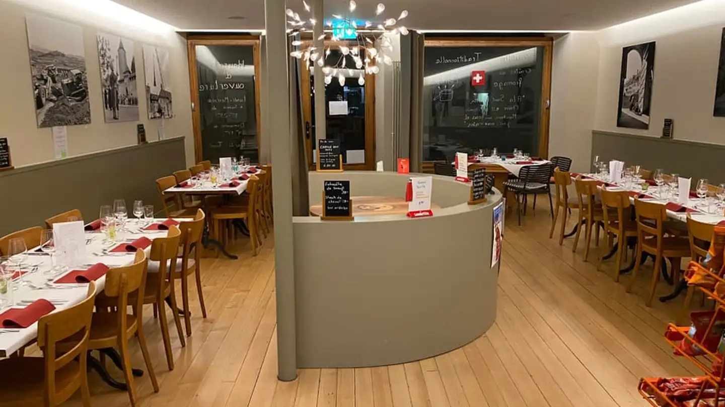 Commerciale in affitto - Rue Du Château 105, 1680 Romont FR - Photo 4