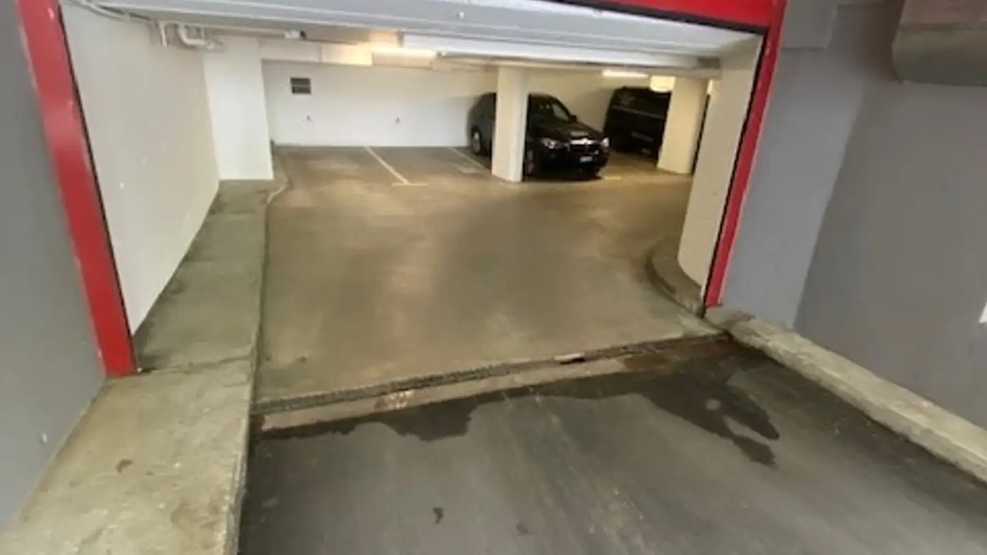 Parcheggio sotterraneo in affitto - Amthausgasse 2, 3860 Meiringen - Photo 3