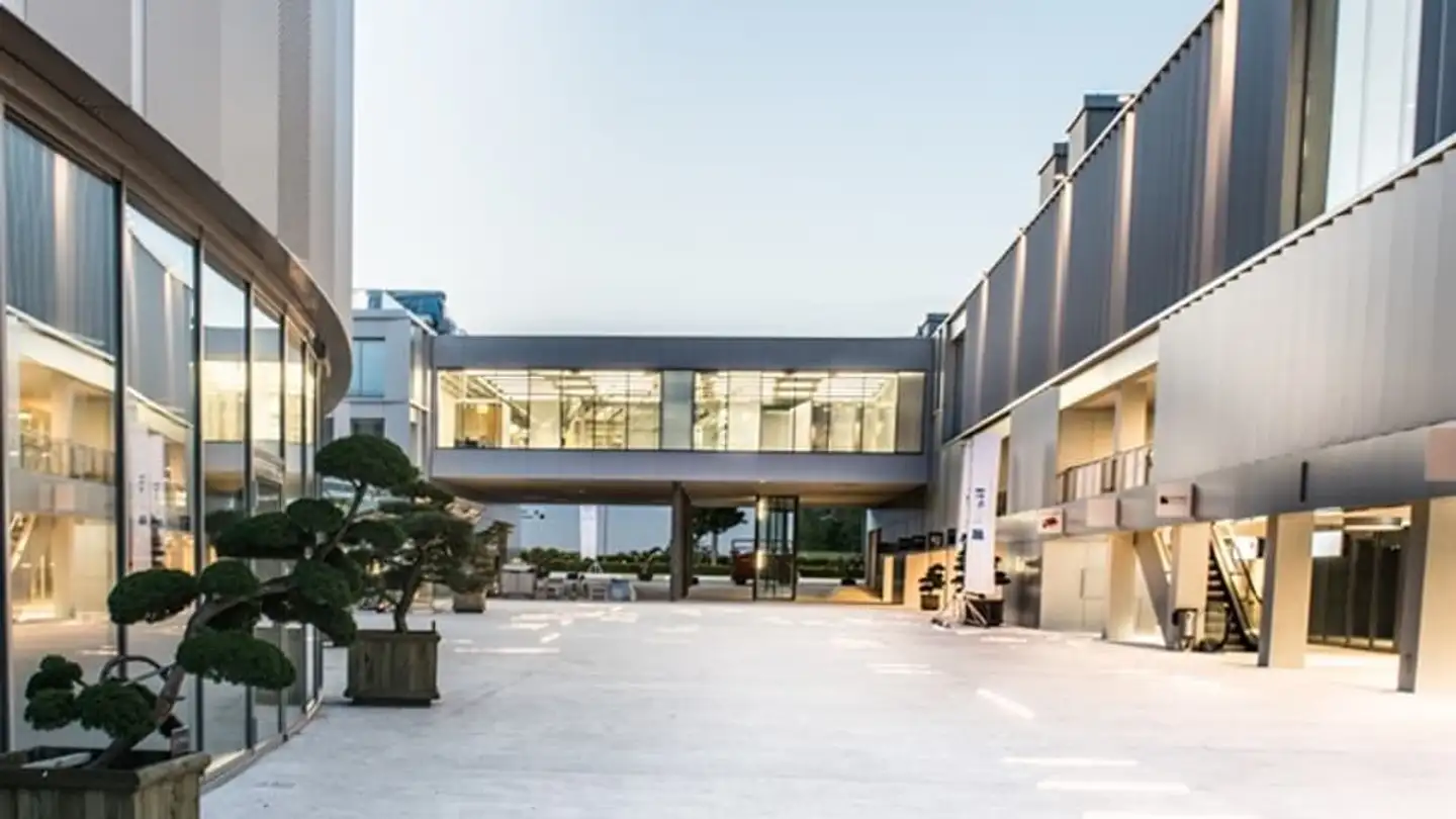 Commerciale in affitto - Route Suisse 8a, 1163 Etoy