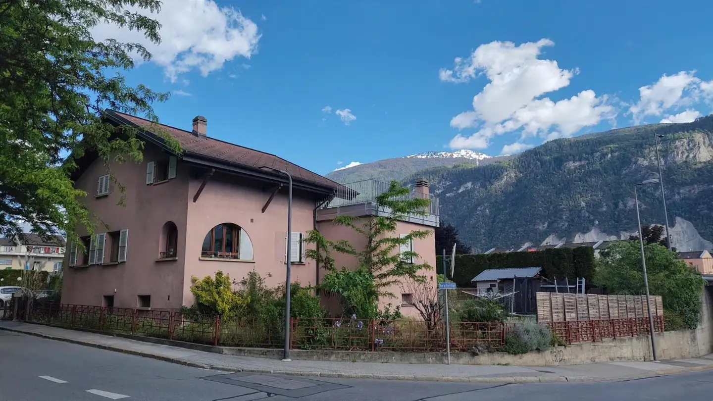 Single house for rent - Rue Du Pont 8, 1958 Uvrier