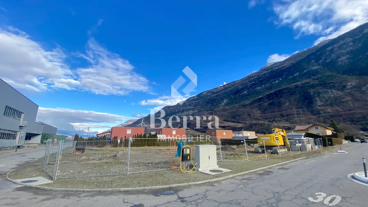 Semi-detached house for sale - 1906 Charrat