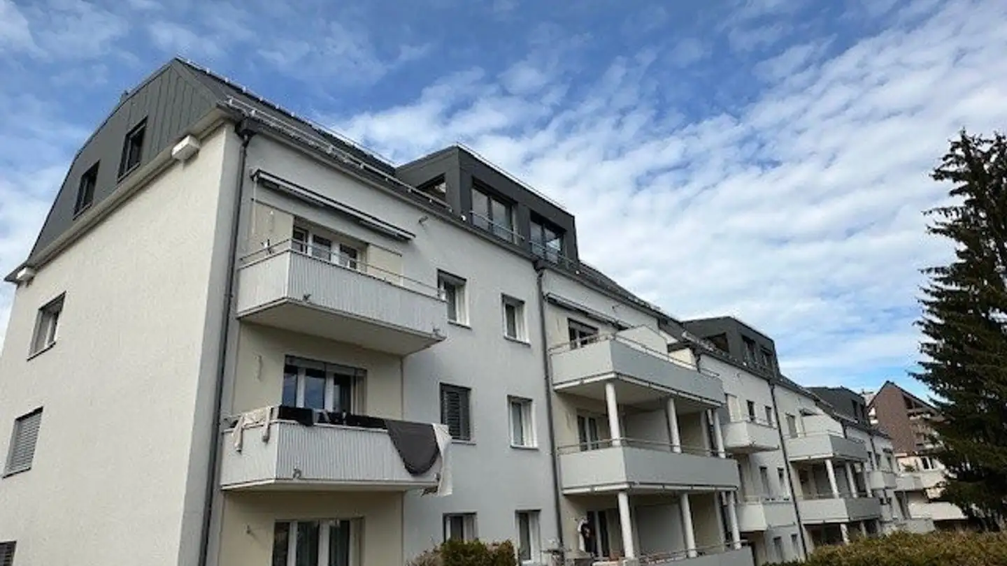 Parkplatz im Freien mieten - Hungerbergstrasse 7, 8046 Zürich