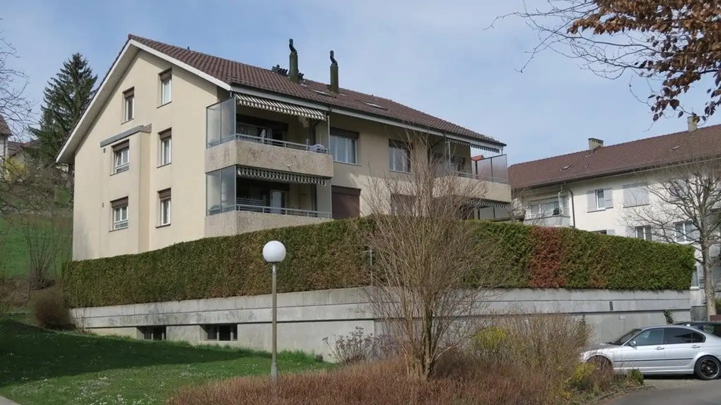 Tiefgaragenstellplatz mieten - Dorfbachstrasse 60, 3098 Köniz