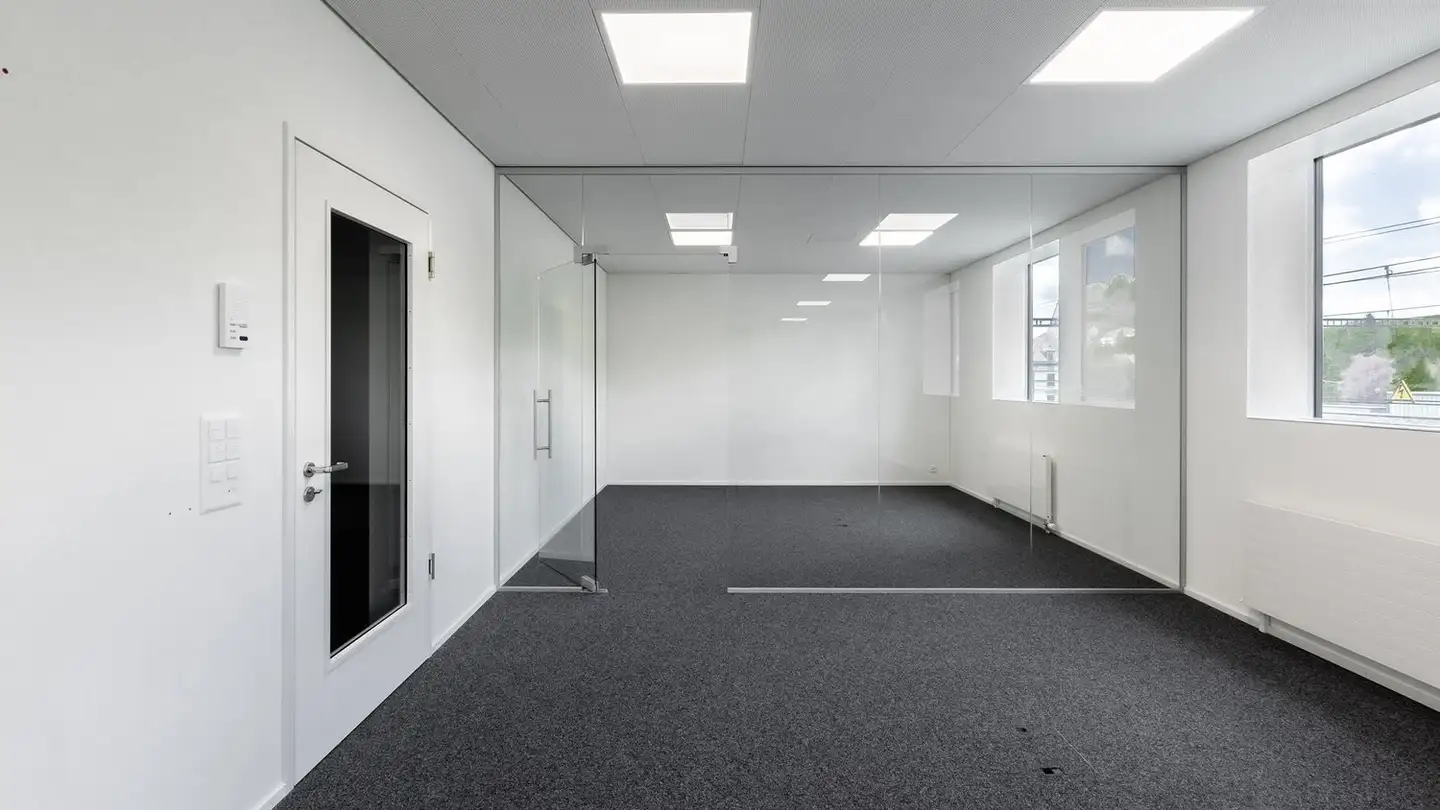 Bureau à louer - Bahnhofstrasse 44, 4950 Huttwil - Photo 4