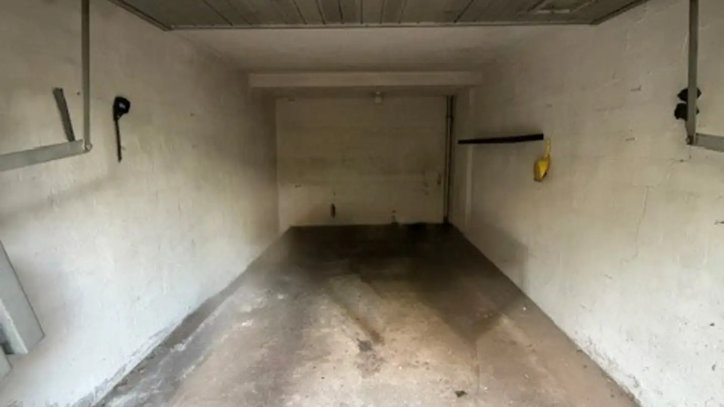 Garage individuel à louer - Allenmoosstrasse, 8057 Zürich