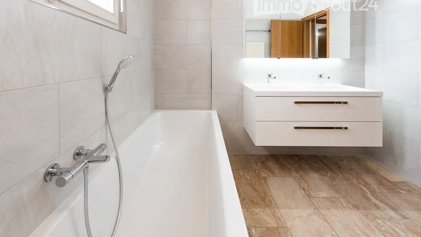 Apartment for rent - Wartweg 3, 9244 Niederuzwil - Photo 3