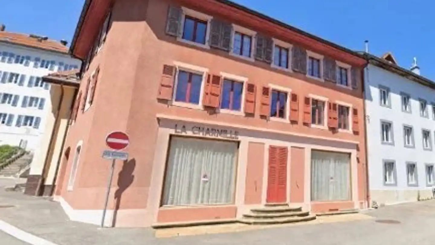 Mischgenutztes Gebäude kaufen - 1450 Ste-Croix