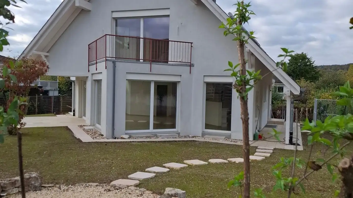 Einfamilienhaus mieten - Kleinbühlstrasse 23, 4118 Rodersdorf