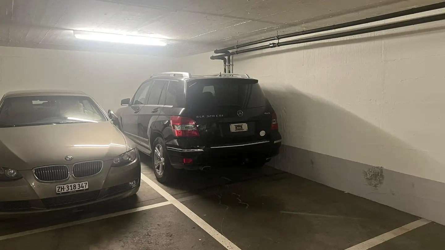 Place de parking souterraine à louer - Minervastrasse 110, 8032 Zürich - Photo 2