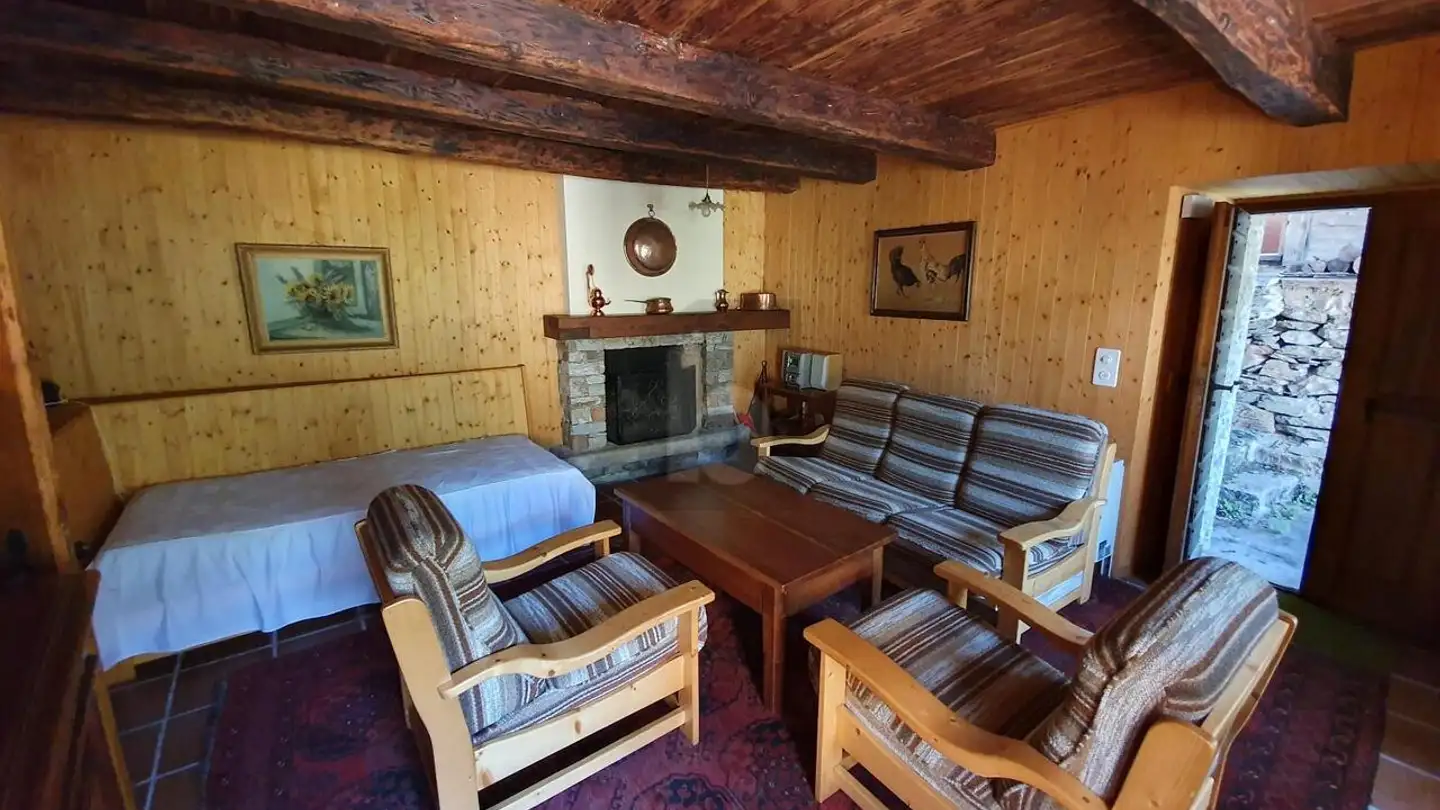 Chalet for sale - 6713 Malvaglia - Photo 2