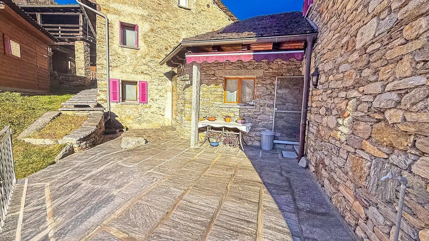 Maison jumelle à vendre - Via Collina 6, 6714 Semione - Photo 4