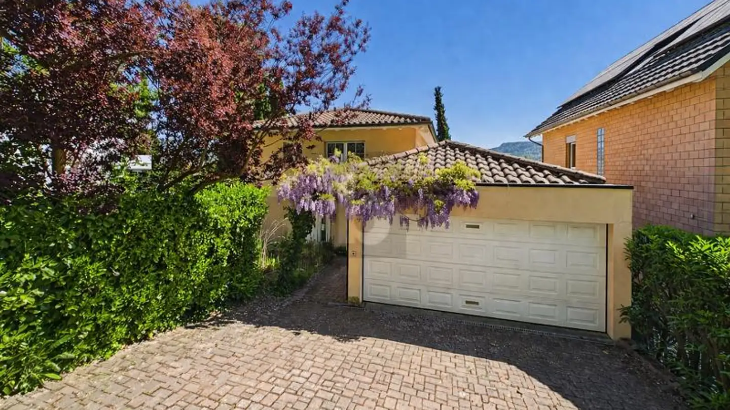 Single house for sale - 4153 Reinach BL