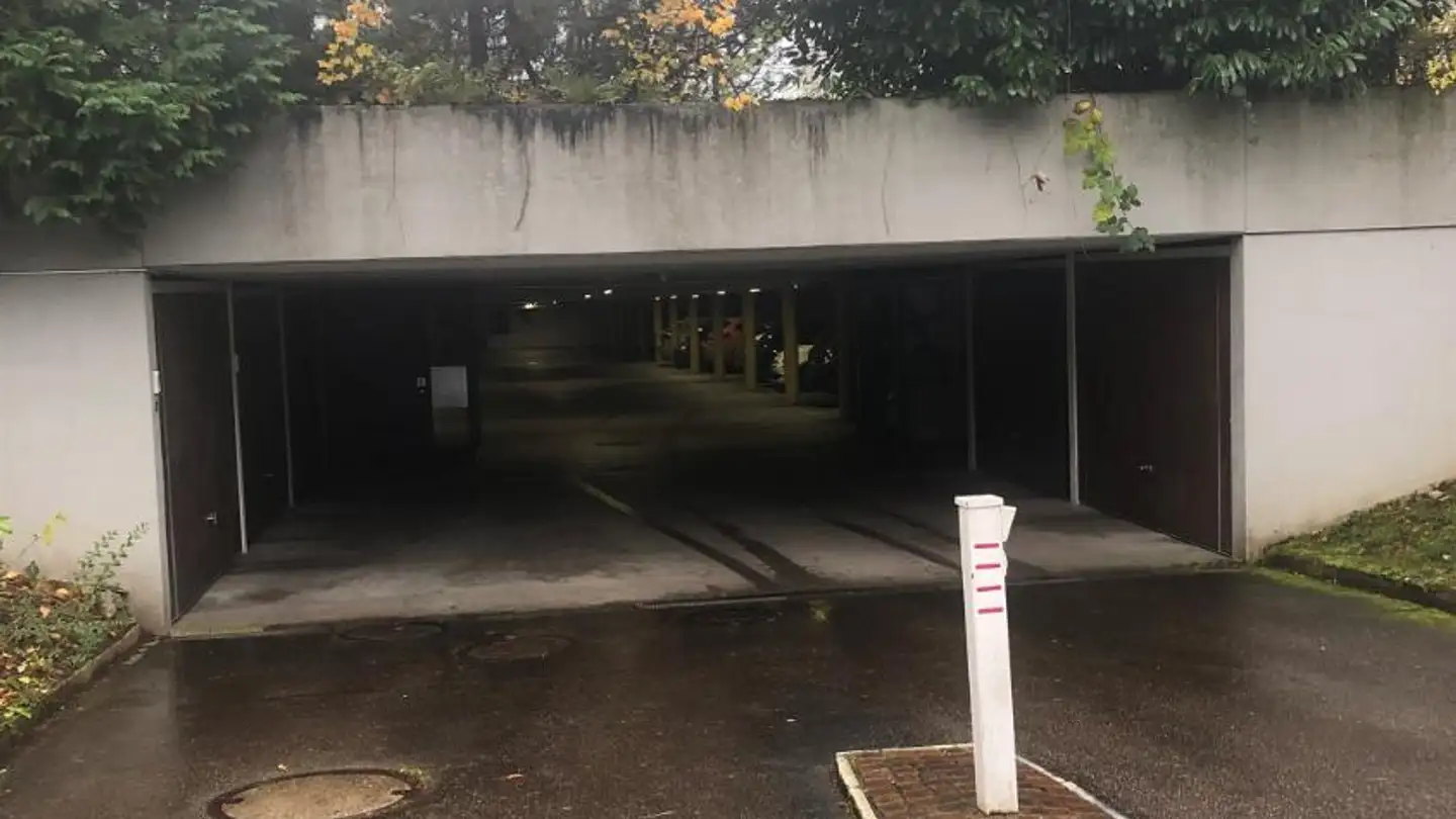 Place de parking souterraine à louer - Loretohöhe 1, 6300 Zug - Photo 3