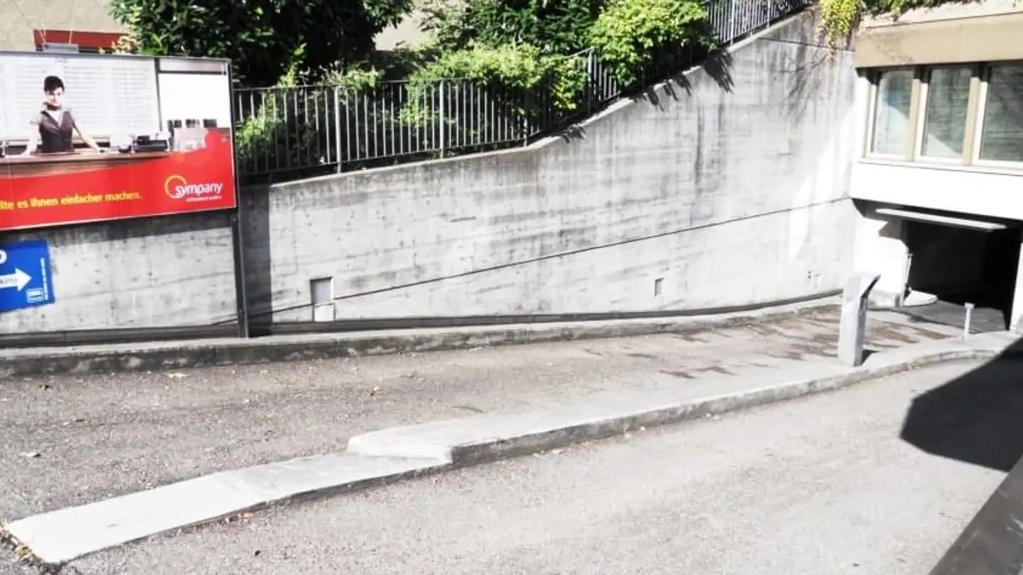 Parcheggio sotterraneo in affitto - Wasserwerkstrasse 10, 8006 Zürich - Photo 4