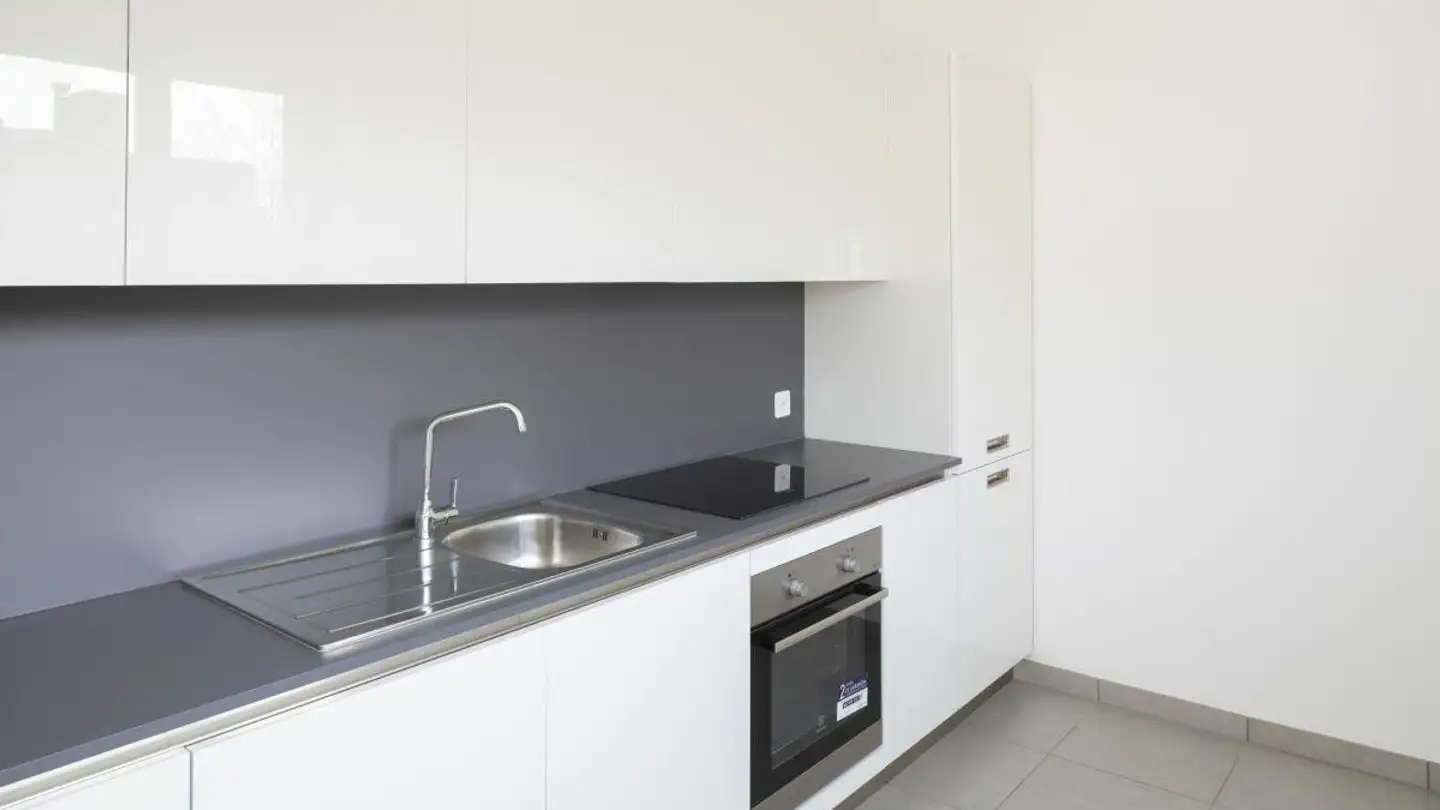 Apartment for rent - Viale C. Olgiati 20, 6512 Giubiasco - Photo 3